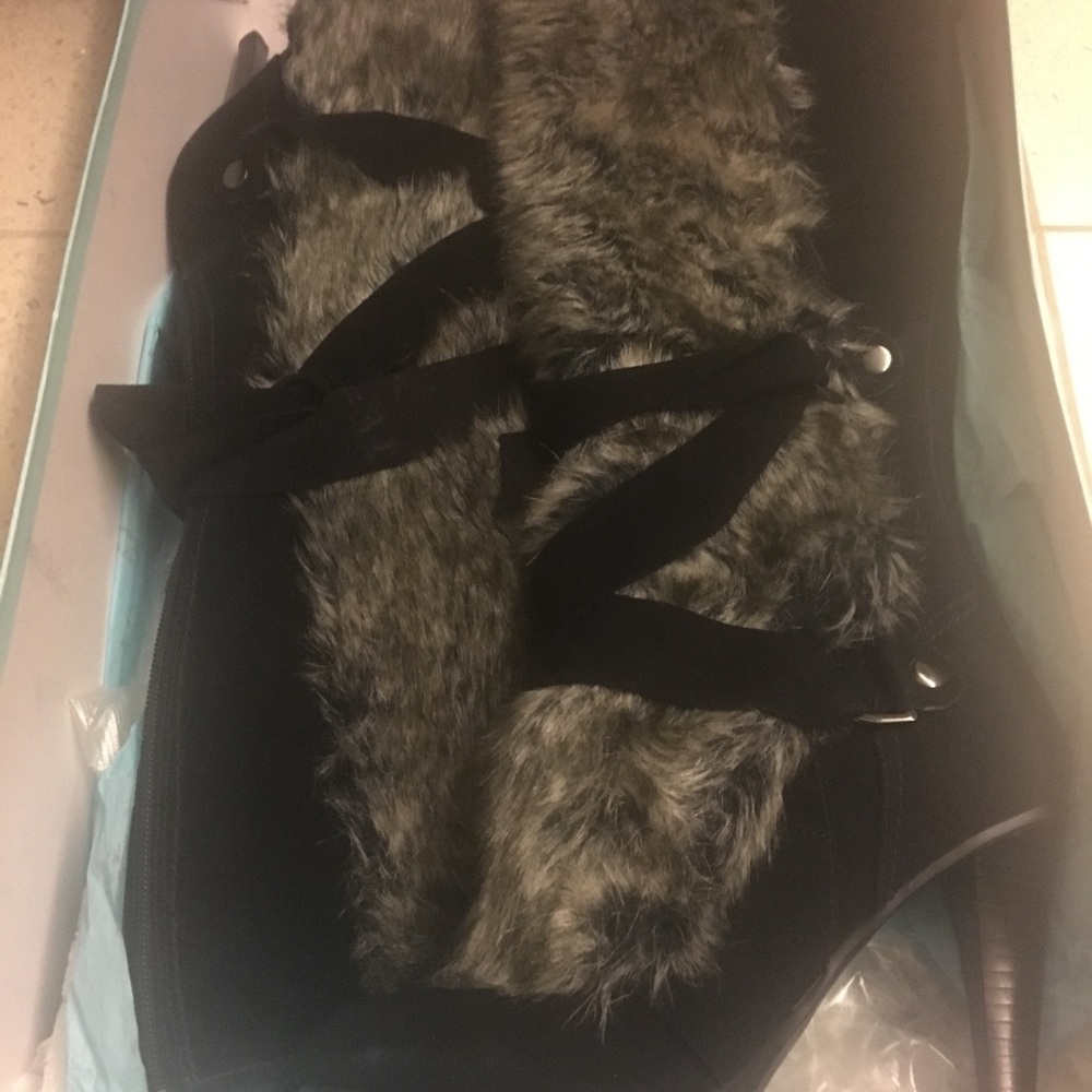 Marciano boots new